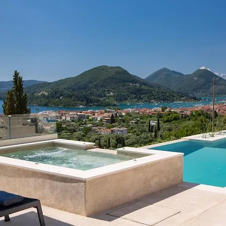 Vila Feline With An Incredible Sea View